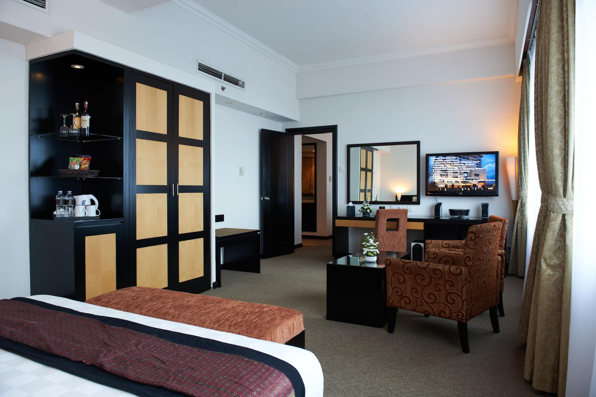 Grand Jatra Hotel Pekanbaru Exterior photo