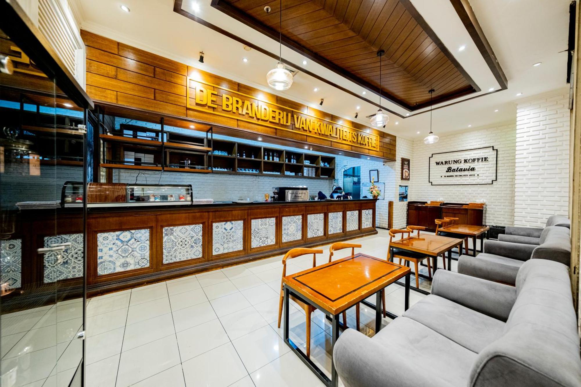 Grand Jatra Hotel Pekanbaru Exterior photo