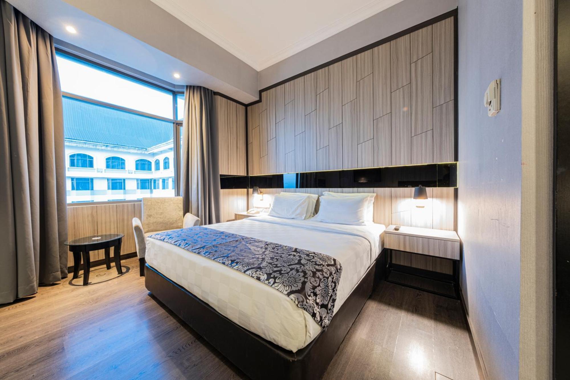 Grand Jatra Hotel Pekanbaru Exterior photo